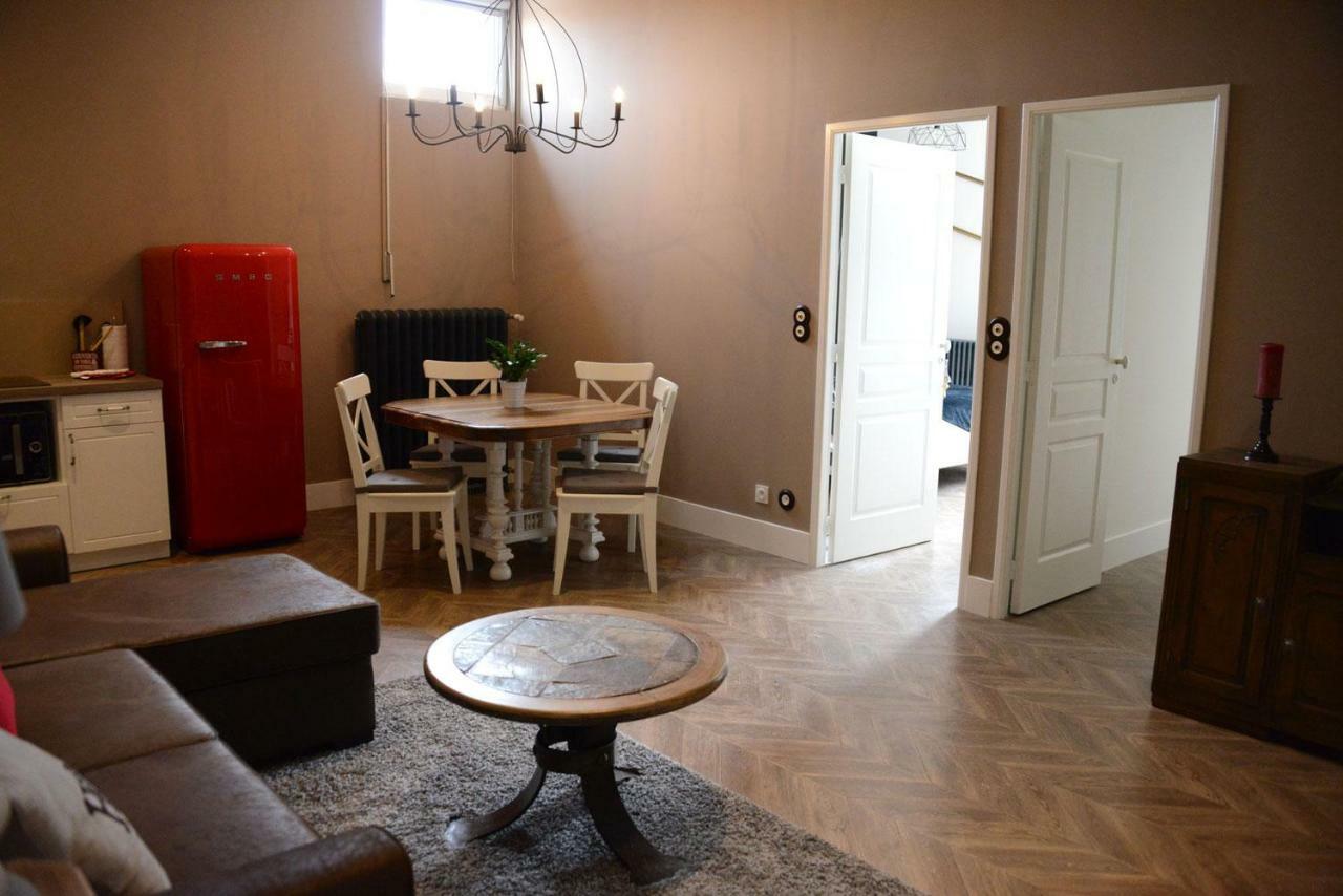 Les Loges De L'Atelier Charlieu Exterior foto